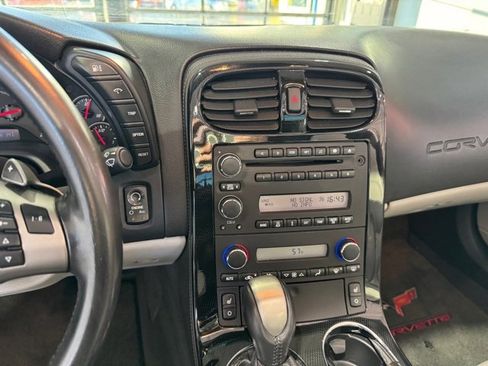 Used 2008 Chevrolet Corvette Coupe w/ Preferred Equipment Group image 18