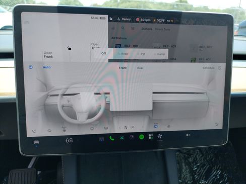 Used 2024 Tesla Model Y Long Range AWD/4WD image 17