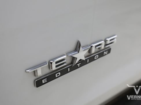 Used 2024 Chevrolet Silverado 1500 LT w/ Texas Edition Plus AWD/4WD image 36