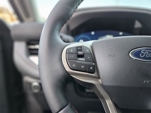 New 2026 Ford Explorer Active w/ Active Comfort Package image 27