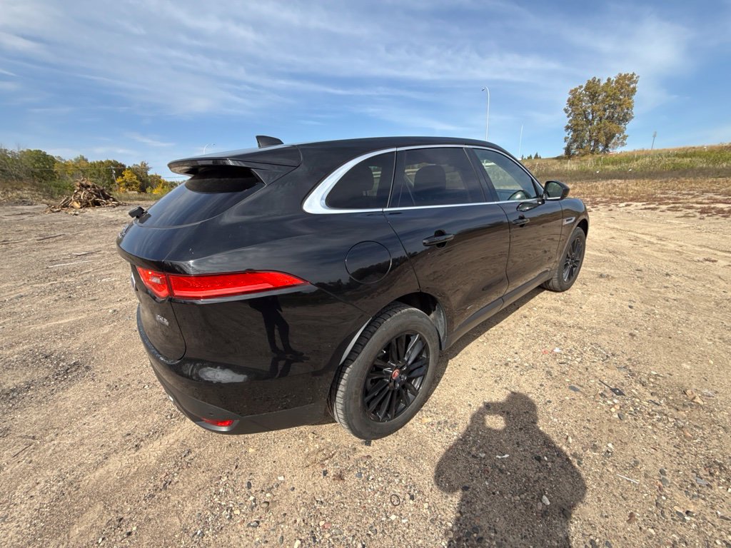 Used 2020 Jaguar F-PACE Prestige AWD/4WD image 10