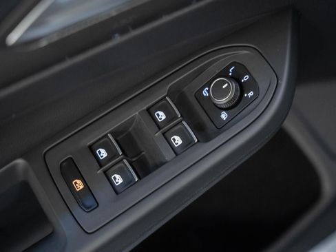 Used 2024 Volkswagen GTI Autobahn image 41