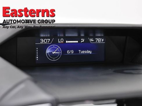 Used 2023 Subaru Forester Premium AWD/4WD image 18