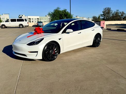 Used 2021 Tesla Model 3 Performance AWD/4WD image 9