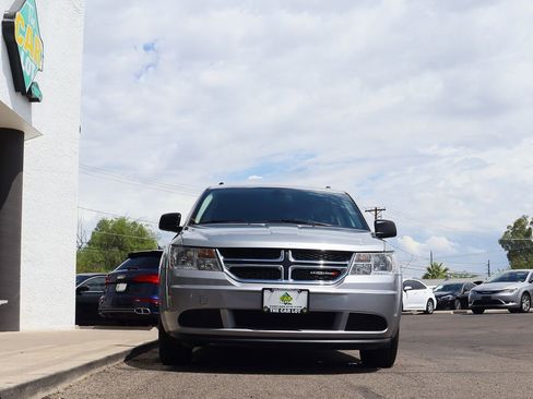 Used 2020 Dodge Journey SE image 17
