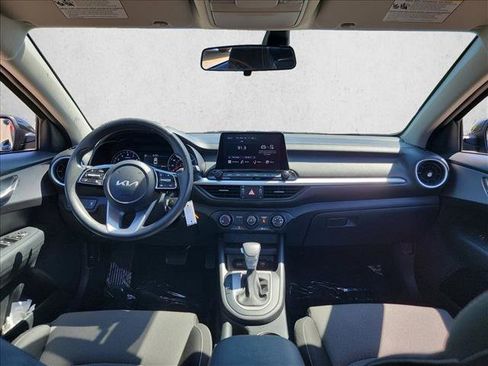 Used 2024 Kia Forte Sedan FWD image 17