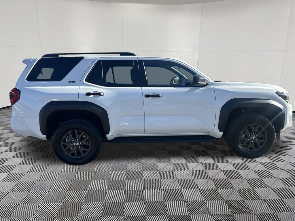 Used 2026 Toyota 4Runner SR5 AWD/4WD image 10