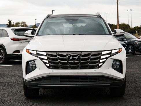 Used 2023 Hyundai Tucson Limited AWD/4WD image 2