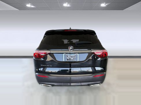 Used 2023 Buick Enclave Essence w/ Experience Buick Package FWD image 10