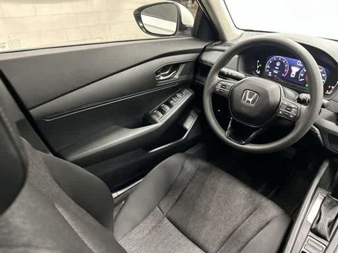 Used 2025 Honda Accord LX image 12