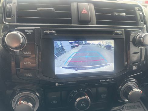 Used 2019 Toyota 4Runner TRD Off-Road image 32