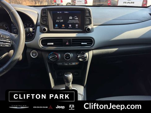 Used 2020 Hyundai Kona SEL Plus FWD image 19
