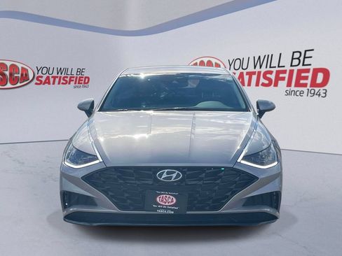 Used 2023 Hyundai Sonata SEL FWD image 2