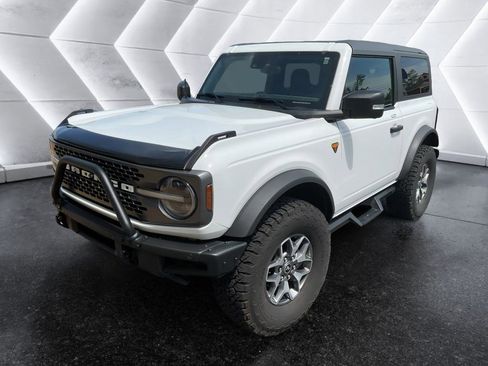 Used 2022 Ford Bronco Badlands AWD/4WD image 3
