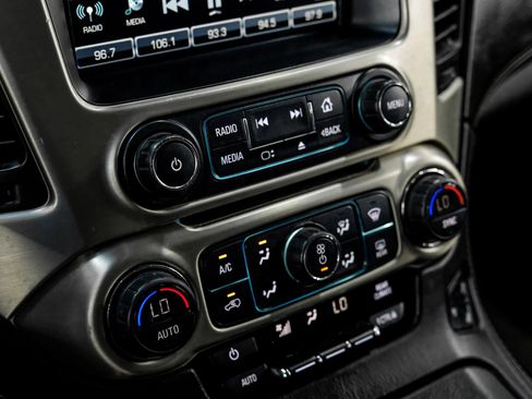 Used 2020 GMC Yukon XL Denali RWD image 28