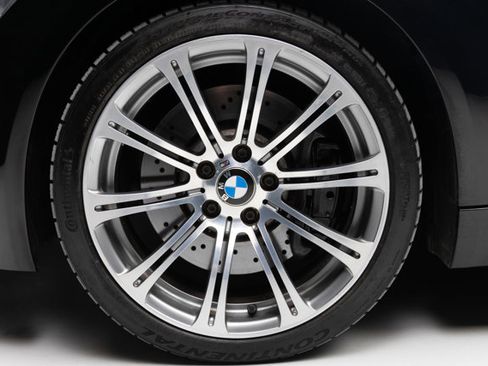 Used 2013 BMW M3 Convertible image 5