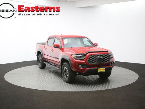 Used 2022 Toyota Tacoma TRD Off-Road w/ Black Out Package (TMS) image 93
