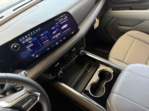 New 2025 Chevrolet Tahoe LS w/ LPO, Dark Essentials Package AWD/4WD image 25