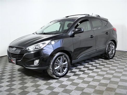 Used 2015 Hyundai Tucson SE image 5