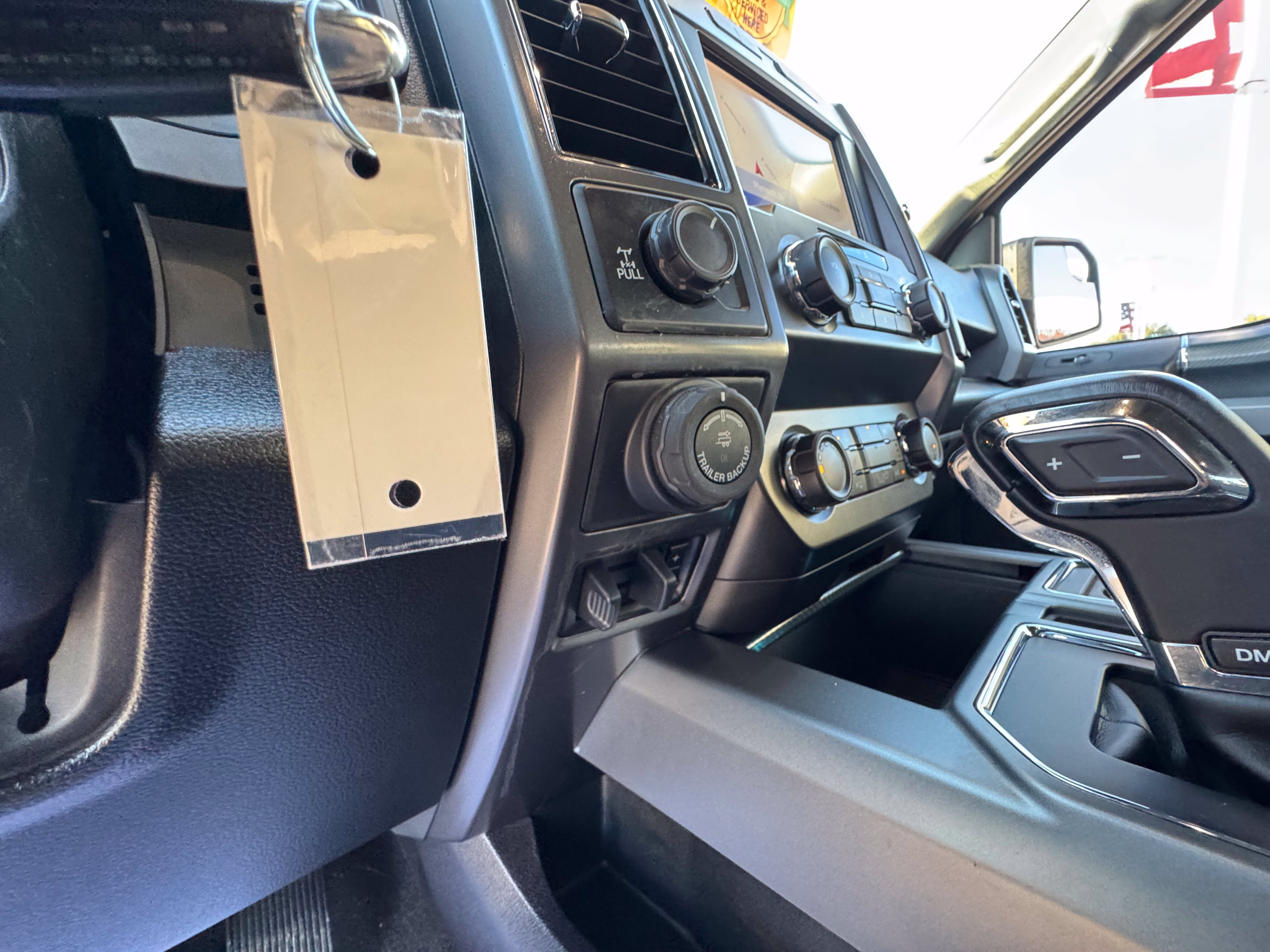 Used 2019 Ford F150 XLT w/ Equipment Group 302A Luxury AWD/4WD image 12