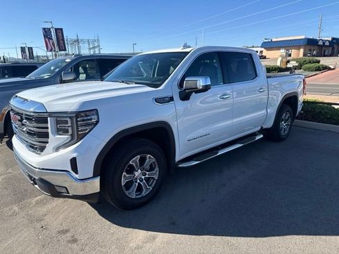 Certified 2022 GMC Sierra 1500 SLT w/ SLT Convenience Package AWD/4WD image 1