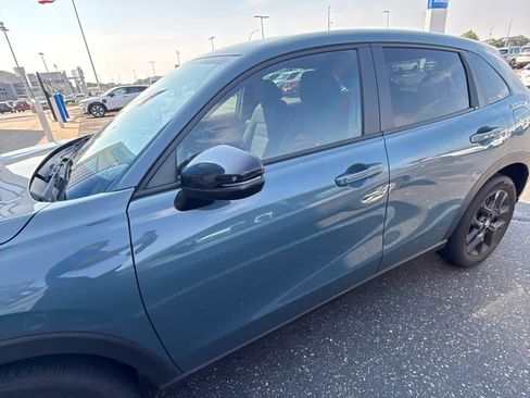 Used 2024 Honda HR-V Sport image 4