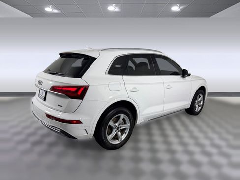 Used 2023 Audi Q5 2.0T Premium w/ Convenience Package AWD/4WD image 9
