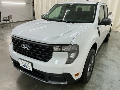 New 2026 Ford Maverick XLT w/ Equipment Group 301A AWD/4WD image 9