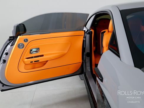 Used 2025 Rolls-Royce Spectre Black Badge w/ Spectre Enhancement Package image 23