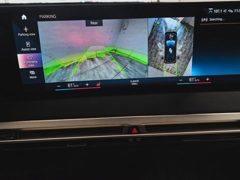 Used 2023 BMW iX xDrive50 w/ Convenience Package image 21