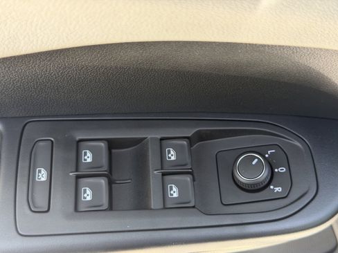 New 2026 Volkswagen Taos S FWD image 14