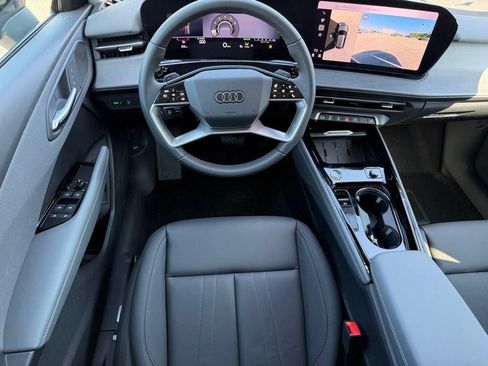 New 2026 Audi Q3 quattro 2.0T AWD/4WD image 10
