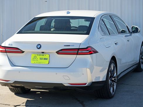 Used 2024 BMW i5 eDrive40 w/ M Sport Package image 59