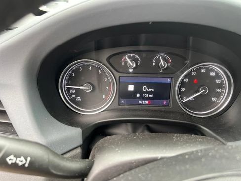 Used 2021 Buick Enclave Essence w/ Sport Touring Edition FWD image 4
