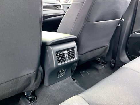 Used 2025 Toyota Camry LE image 34