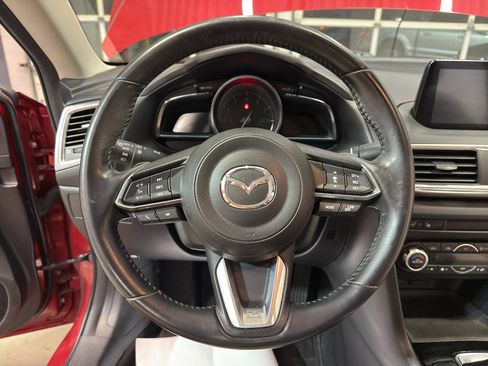 Used 2018 MAZDA MAZDA3 Grand Touring w/ Premium Equipment Package image 15