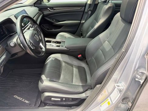 Used 2021 Honda Accord Touring image 21