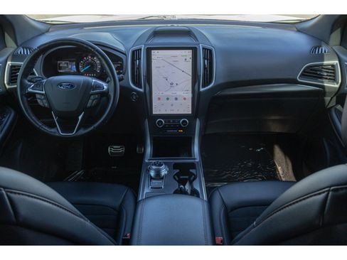 Used 2022 Ford Edge ST-Line AWD/4WD image 12