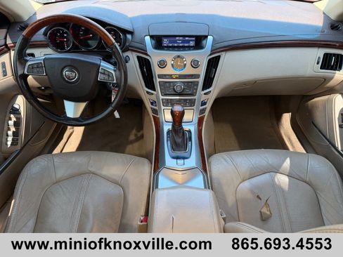 Used 2011 Cadillac CTS Luxury RWD image 18