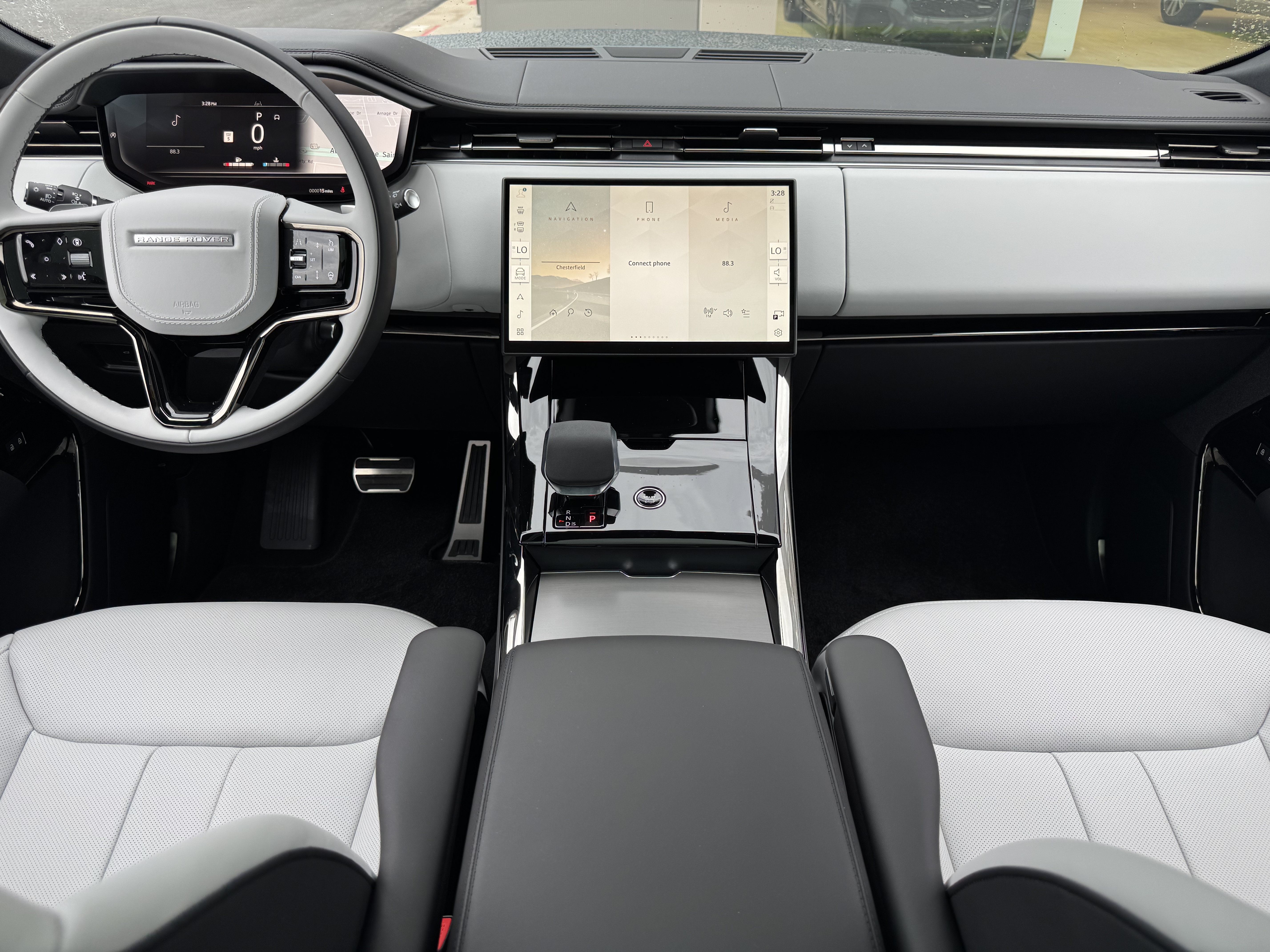New 2026 Land Rover Range Rover Sport Dynamic SE AWD/4WD image 4