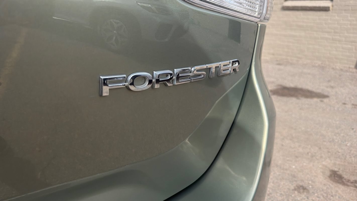 Used 2021 Subaru Forester Premium AWD/4WD image 27