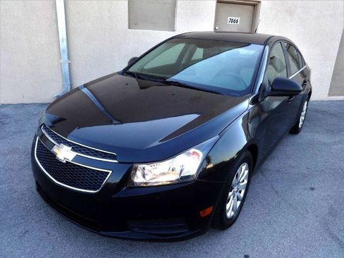 Used 2011 Chevrolet Cruze LS w/ Connectivity Package image 19