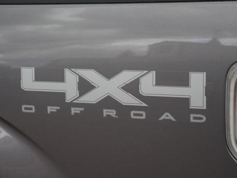 Used 2014 Ford F150 XLT w/ Equipment Group 302A Luxury AWD/4WD image 18