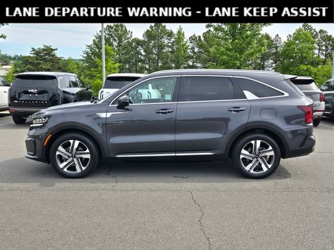 Used 2023 Kia Sorento SX Prestige w/ Panoramic Sunroof Package AWD/4WD image 4