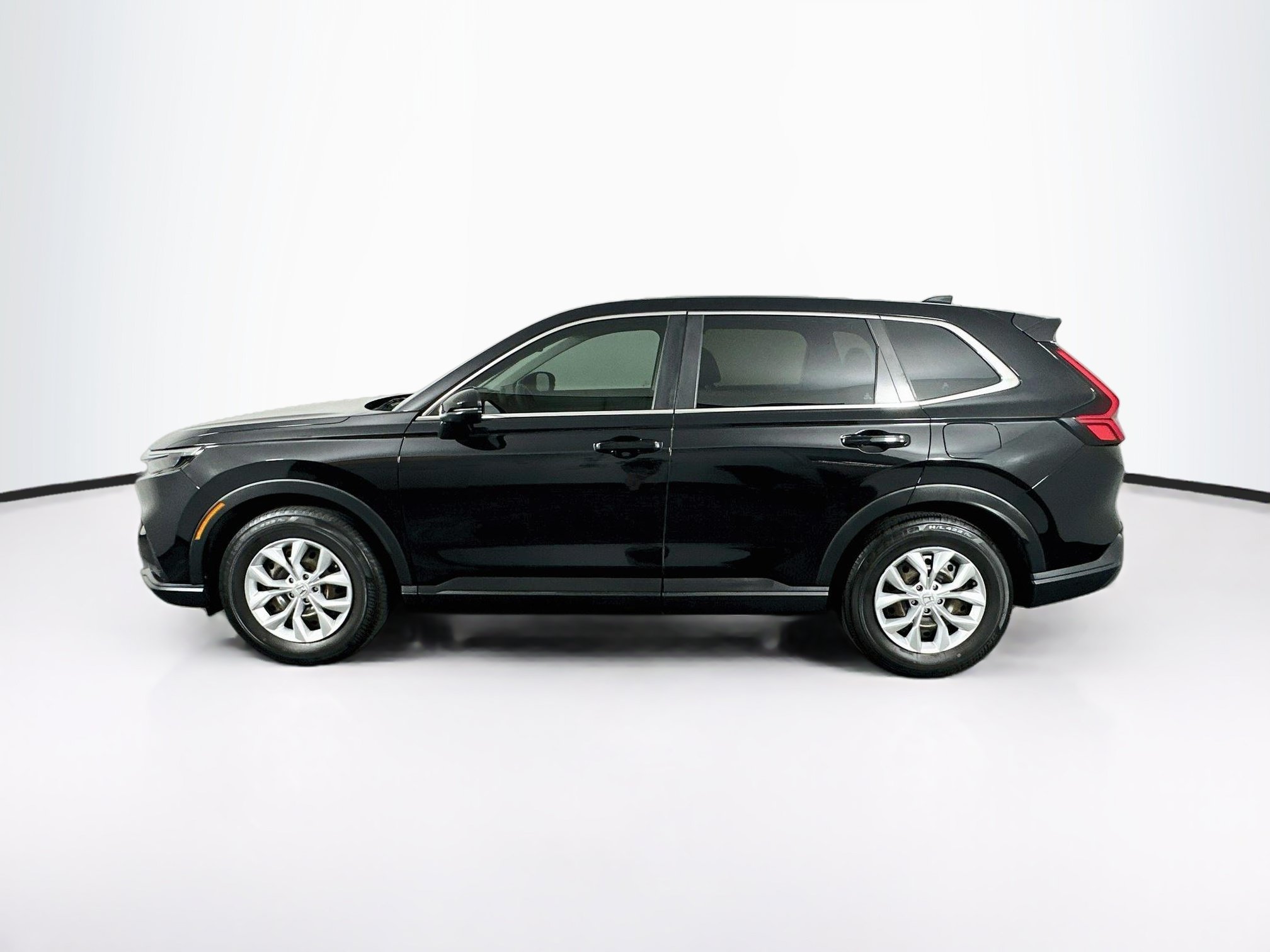 Used 2024 Honda CR-V LX image 4