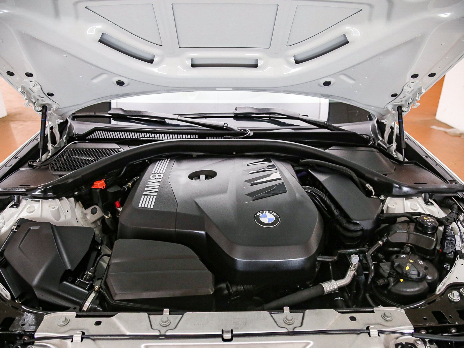 Used 2026 BMW 330i Sedan w/ Convenience Package RWD image 28
