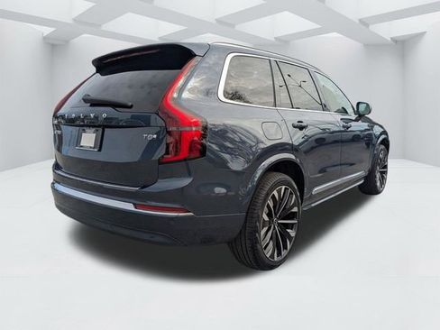 New 2026 Volvo XC90 T8 Ultra w/ Protection Package Premier AWD/4WD image 4