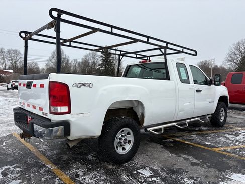 Used 2010 GMC Sierra 3500 W/T image 6