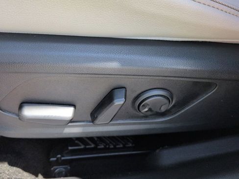 Used 2023 Hyundai Tucson Limited image 21