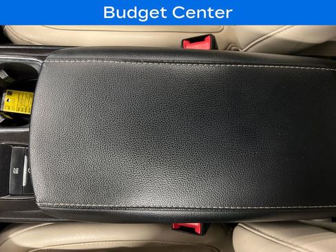 Used 2017 Ford Fusion Titanium FWD image 25